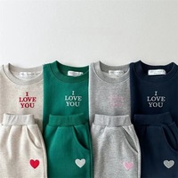 2024 automne style coréen Joker lettre amour décontracté bébé sweat ensembles mode vêtements pour enfants vêtements pour enfants prix de gros