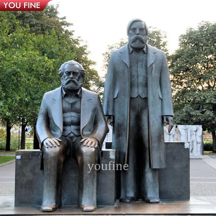 สวนกลางแจ้งชีวิตขนาดบรอนซ์ Marx และ Engels รูปปั้นประติมากรรมที่ระลึก