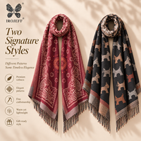 Écharpe châle enveloppante confortable pour femme, en pashmina doux et chaud avec pompons, élégante pour l'automne et l'hiver, idéale pour les activités extérieures par temps froid