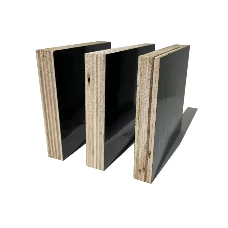 لوحات خشب الرقائق لإنشاءات الحائط الخارجي 4X8، خشب الرقائق الأسود 18 مم مع سطح غشائي 9 مم، تعبئة وتزيين قوالب البناء