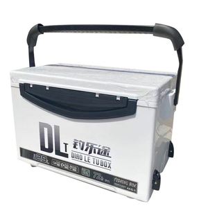 Caja de Pesca de 9 Litros con Cuatro Patas de Elevación, Nueva Cubierta con Patrón de Carbono, Caja de Pesca de Ángulo Recto, Caja de Pesca de Gran Capacidad - Product Image 1