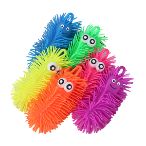 Pelota hinchada peluda personalizable, juguete deportivo Unisex hecho TPR 69*34*50cm, tamaño intermitente, nariz, sonrisa, modelo de goma suave PF0036 XTQ - Product Image 5