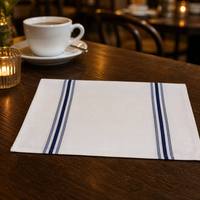 Serviettes de table en polyester 100% blanches tissées avec rayures verticales bleu marine pour hôtel, restaurant, café