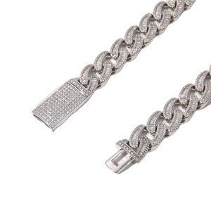 Ciondolo lucido a catena cubana con zirconi di zucchero di roccia da 20mm di gioielli popolari europei e americani - Product Image 5