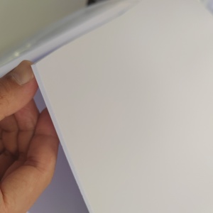 Lastra in PVC espanso rigido liscio da 3 mm, impermeabile, stampabile UV, per esterni, in Celuka, colore bianco legno Kraft, per pubblicità - Product Image 5