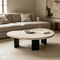 Table basse en travertin de style Japandi, table centrale courbée Wabi-sabi, base en bois noir, table d'appoint pour hôtel boutique