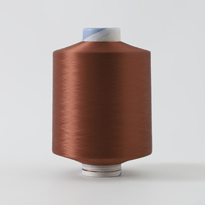 เส้นด้ายโพลีเอสเตอร์ 100% ย้อมสีด้วยวิธีโดป  ทนทานต่อการซีดจางสี  ทนทานต่อการใช้งาน  ต้านเชื้อแบคทีเรีย  ไม่เป็นขุย  เป็นมิตรต่อสิ่งแวดล้อม  รีไซเคิลได้  ผ่านกระบวนการทอแบบมีเท็กซ์เจอร์ - Product Image 1