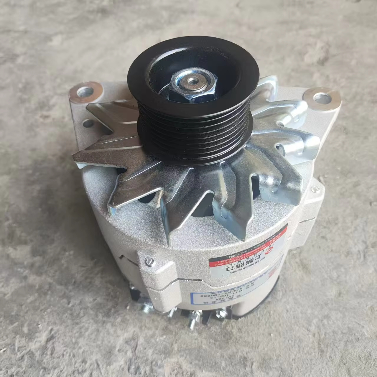 SDEC двигатель D6114B генератор D11-102-13