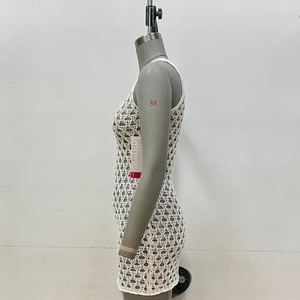 Abito Lungo Traforato di Alta Qualità <span class=keywords><strong>Senza</strong></span> <span class=keywords><strong>Maniche</strong></span> per <span class=keywords><strong>Donna</strong></span>, Taglio Alto, Casual, Primavera Estate Autunno, ODM e OEM, Vendita all'Ingrosso - Product Image 3