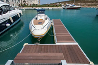 Pontons flottants pour jet-skis, quais flottants pour bateaux, pontons marins pour yachts