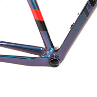 Fabricant chinois, cadre de vélo de montagne au design cool, 29 pouces, avec axe traversant 148*12, cadre de VTT en carbone