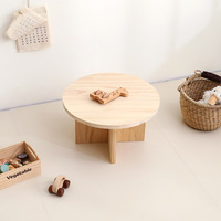 Meubles de maison pour enfants Table pour enfants en bois Petite table ronde créative Table de jouets pour la maison Bureau de lecture pour chambre d'enfant