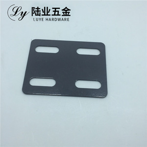 Support d'angle à quatre trous Luye Hardware en métal, connecteur d'angle droit pour meubles de chambre à coucher - Product Image 4