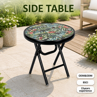 Table d'appoint extérieure pliable moderne en verre avec design multifonctionnel pour les moments de loisirs