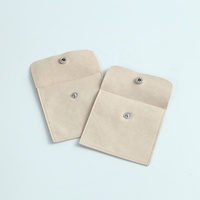 Pochette en microfibre douce 8x8 cm pour lunettes de soleil, emballage anti-poussière pour lunettes, avec bouton, conteneur à bijoux, vente en gros