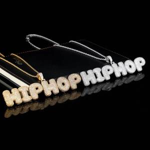 Ciondolo Personalizzato Hip Hop in Rame con <span class=keywords><strong>Nome</strong></span> in Stile Diamante, Lettera a Bolla con Pavé Completo di Zirconi CZ, Unisex - Product Image 4