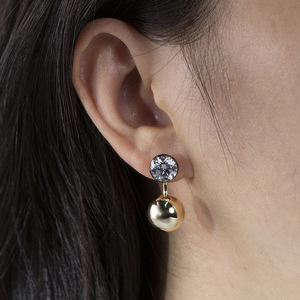ต่างหูเพชรทรงกลมทองคำขาว 18K รุ่น MSE-958 จาก Messi Jewelry สำหรับผู้หญิง - Product Image 4