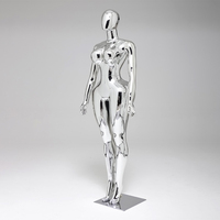 Mannequin féminin M128-CURY10, hanches larges, mannequin féminin réaliste aux courbes généreuses pour la présentation de vêtements grande taille