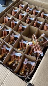 วาล์วปรับทิศทางล<span class=keywords><strong>ม</strong></span><span class=keywords><strong>แอร์</strong></span> <span class=keywords><strong>4</strong></span> ทาง แบบไฟฟ้า/แก๊ส/<span class=keywords><strong>ม</strong></span>ือหมุน สำหรับใช้ในบ้าน 1/1.5/2/3/5/10/12 แรงม้า ทองแดง ซ่อมระบบทำความเย็น คุณภาพสูง - Product Image 6