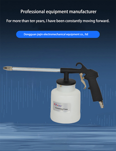 Limpiador de Compartimento del Motor Portátil de 1L UN-806P, Ligero (523g), Fácil de Usar para Mecánicos Móviles y Aficionados al Bricolaje - Product Image 4