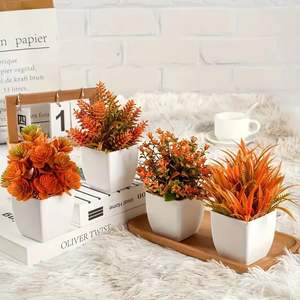 Vente <span class=keywords><strong>en</strong></span> gros de 16.5cm de mini plantes artificielles d'automne <span class=keywords><strong>en</strong></span> <span class=keywords><strong>pot</strong></span> d'<span class=keywords><strong>eucalyptus</strong></span> pulvérisé dans des pots de plantes d'intérieur <span class=keywords><strong>pour</strong></span> décoration de plantes de jardin - Product Image 4