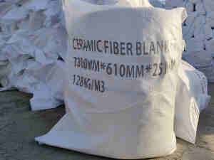 Isolasi 2600F (2300F)1260 Selimut Serat Keramik untuk Isolasi Tahan Api - Product Image 6