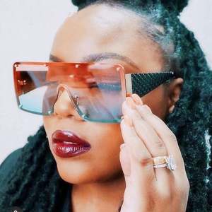 Gafas de Sol Cuadradas Extra Grandes con Logotipo Personalizado, Diseño Vintage de Lujo, Coloridas, con Protección UV400 para Mujer - Product Image 2