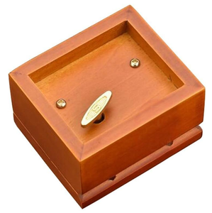 Caja <span class=keywords><strong>de</strong></span> música <span class=keywords><strong>de</strong></span> madera con manivela con movimiento giratorio Canción personalizada 'Over the Rainbow' Eco-Friendly para niños - Product Image 3