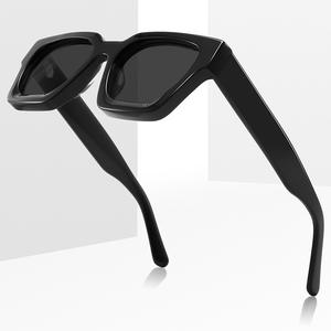 Lunettes de soleil unisexes transfrontalières en acétate, monture carrée noire, verres polarisés TAC UV400 pour la protection solaire, la mode, les voyages et la conduite - Product Image 3