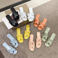 Tongs de mode unisexe tendance, légères et antidérapantes, à bout carré et ouvert, pour femme, nouvelle collection été