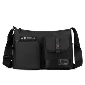 Sac à main pour homme de style professionnel de haute qualité, grande capacité, tissu résistant à l'eau, utilisation quotidienne au bureau, sac de voyage léger - Product Image 1