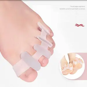 Gel Lembut Ramah Lingkungan Dapat Digunakan Kembali Ringan Nyaman Pemisah Jari Kaki Empat Lubang untuk Mengurangi Stres Kaki