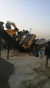 Machine de criblage mobile pour sable de silice de carrière, séparateur vibrant linéaire de sable et de pierres - Product Image 4