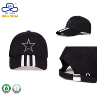 Casquette de baseball noire personnalisée avec broderie étoile et 3 bandes blanches sur la visière, style décontracté pour le sport