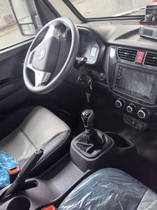 Camionnette légère Foton Forland M2 3,4 m à simple cabine 4x2, nouvelle camionnette frigorifique pour la livraison <span class=keywords><strong>de</strong></span> produits surgelés avec unité <span class=keywords><strong>de</strong></span> transport - Product Image 2