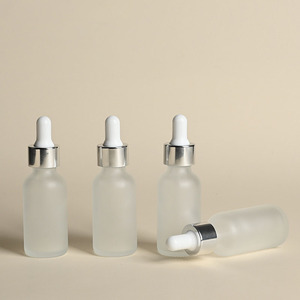 Oferta Especial: Botella de Vidrio Boston de 30ml, 60ml, 120ml con Gotero, Transparente, Esmerilada, con Tapa Plateada para Tratamiento Localizado - Product Image 1