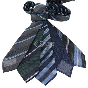 Cravates rayées à la mode personnalisables <span class=keywords><strong>en</strong></span> gros pour hommes Cravates <span class=keywords><strong>en</strong></span> tissu polyester <span class=keywords><strong>Grenadine</strong></span> Gentleman - Product Image 2