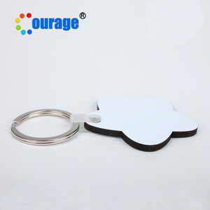 Porte-clés de voiture à <span class=keywords><strong>gravure</strong></span> <span class=keywords><strong>sur</strong></span> un côté à la mode pour la décoration porte-clés de Sublimation vierge MDF - Product Image 3