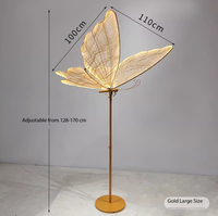 Nouveauté transfrontalière : Grandes lampes décoratives et lanternes lumineuses en forme de papillon, suspendues au plafond, pour la route, les mariages, les auditoriums et les scènes.