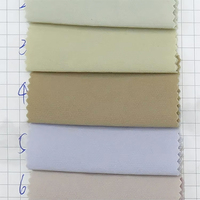 Tissu de vêtement de sport respirant à séchage rapide en nylon extensible 4 directions 160D tissé pour pantalon de montagne et sweat-shirt