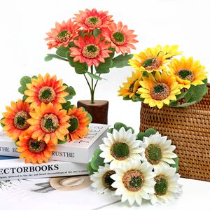 Bouquet de tournesols artificiels Guanyi, fleurs en soie, décoration de mariage, décoration extérieure, décoration de la maison, fabriqué en Chine HG8403-5-22 - Product Image 1