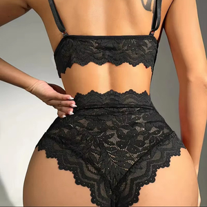 Nouvel arrivage Ensemble de lingerie femme grande taille Temptation col en V Ensemble de sous-vêtements deux pièces sexy en dentelle Perspective - Product Image 4