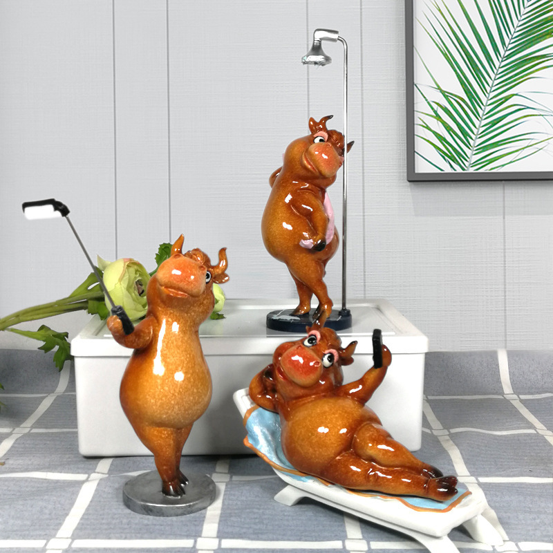 Ornement Voiture Cochon Casque Hélice - Décoration Drôle Tableau De Bord Moto Et Voiture
