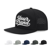 Casquette Trucker Richardson 168 personnalisée avec logo brodé, 7 panneaux, visière plate, en maille jersey respirante et imperméable, fermeture snapback