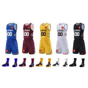 Reversible Basketball uniformen für Erwachsene Sporta nzug mit niedrigem MOQ Atmungsaktive Polyester-Trikots Schnellt rockn ender kunden spezifischer Teamname - Product Image 1