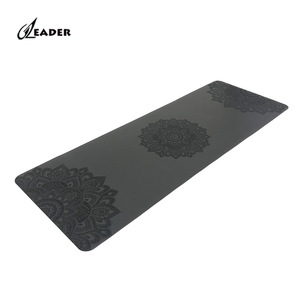 Emballage de <span class=keywords><strong>tube</strong></span> en PU de qualité supérieure sans phtalate Tapis de yoga végétalien noir avec marque privée - Product Image 3