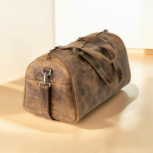 Bolsa de gimnasio deportiva con estilo de viaje para hombre de cuero genuino, equipaje de noche de piel de vaca personalizado, bolsa de lona de fin de semana de cuero de grano completo - Product Image 1