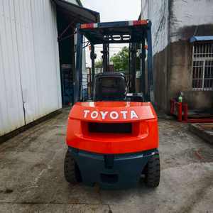 Utilizado para montacargas diésel FD25 de 3.5 toneladas con desplazador lateral hidráulico, neumáticos sólidos, mástil de dos etapas y manejo de palets - Product Image 4