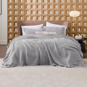 Léger et écologique en coton polaire gaufré, motif imprimé uni, jeté personnalisable, doux et respirant en toutes saisons - Product Image 2