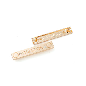 Jinyi Factory OEM ODM Custom Brand Logo <span class=keywords><strong>Patch</strong></span> Tag Garment Gold Silver Plating Jeans Acessórios Bolsa Sapato Chapéu Metal Label Tag - Product Image 3